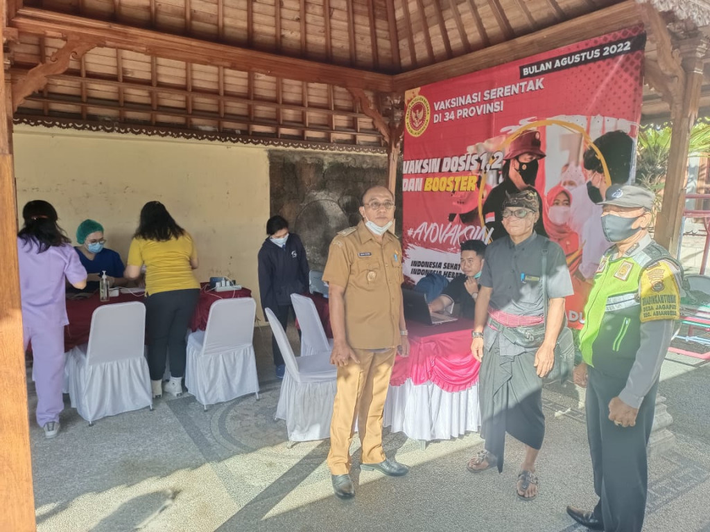 Kegiatan Vaksinasi di Desa Jagapati